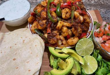 Skillet Shrimp Fajitas with Cilantro-Lime Cream Photo 1