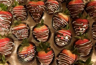 Chocolate-Covered Strawberries Photo 1