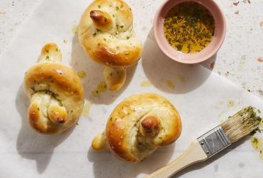 Garlic Knots Photo 1