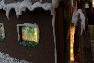 Christmas Gingerbread House Photo 1