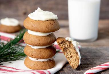 Gingerbread Cookies with Cream Cheese Frosting Photo 1