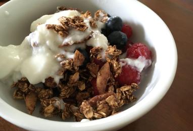 Crunchy Sugar-Free Granola Photo 1