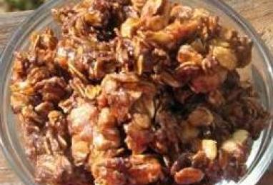 Easy-Peezy Caramel Granola Photo 1