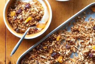 Almond Maple Granola Photo 1