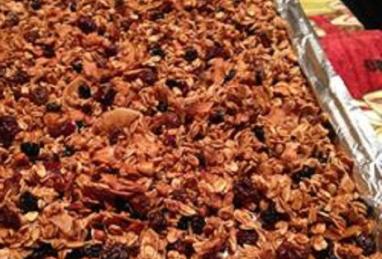 Addictive and Healthy Granola Photo 1