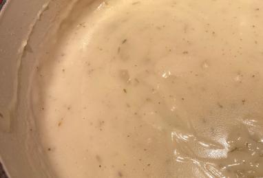 Simple Turkey Gravy Photo 1