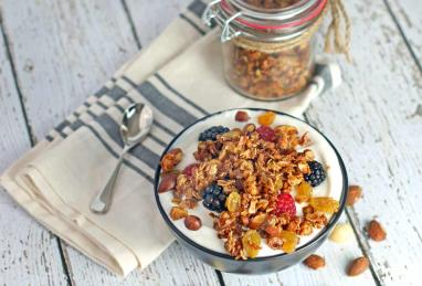 Honey Nutty Granola Photo 1