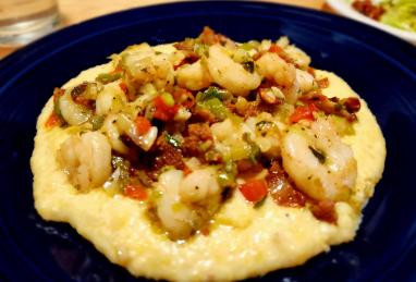 Cheesy Shrimp and Grits Photo 1