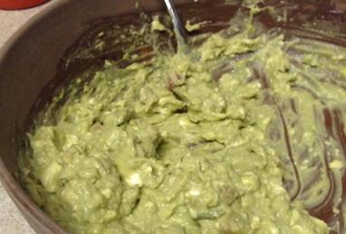 Easy Never Forgotten Guacamole Photo 1