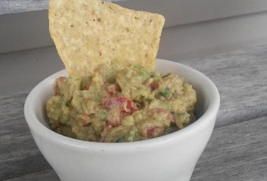 Creamy, Spicy Guacamole Photo 1