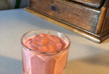 Fruit and Yogurt Smoothie Photo 1