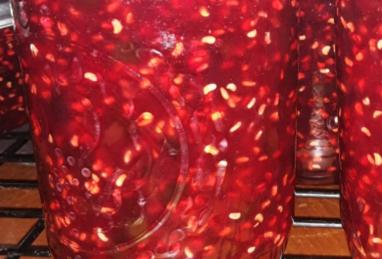 Raspberry Jalapeno Jelly Photo 1