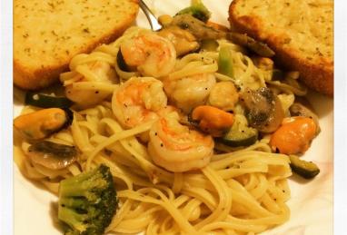 Lemon Pepper Pasta Seafood Photo 1