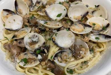 Linguine alla Vongole Photo 1