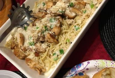 Creamy Chicken on Linguine Photo 1