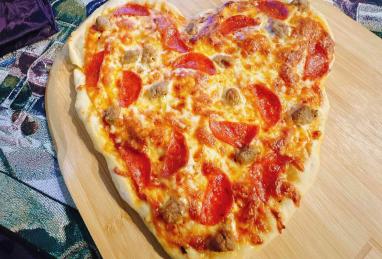 Heart-Shaped Pizza Photo 1