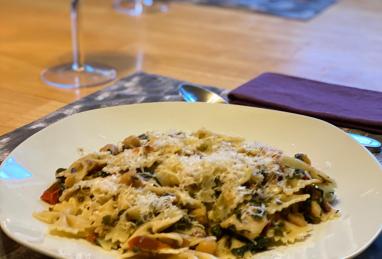 Pasta with Spinach and Chickpeas Photo 1