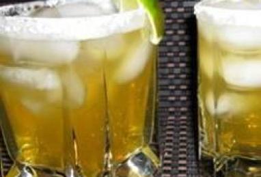 Italian Amaretto Margaritas On the Rocks Photo 1