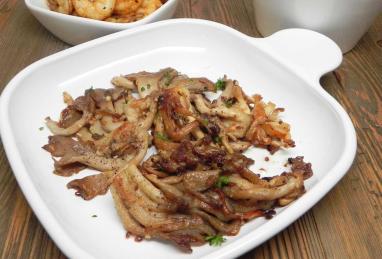 Simple Sauteed Oyster Mushrooms Photo 1