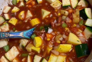 Hearty Minestrone Soup Photo 1