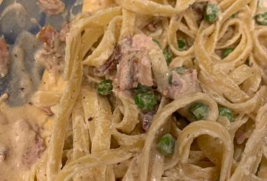 Quick and Creamy Pasta Carbonara Photo 1