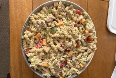 Chicken Club Pasta Salad Photo 1