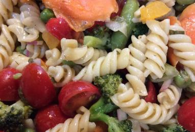 The Perfect Picnic Pasta Salad Photo 1