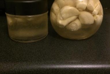 Pickled Garlic Photo 1