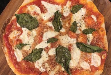 Authentic Pizza Margherita Photo 1