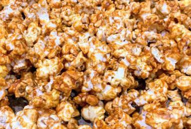 Spicy-Sweet Buffalo Popcorn Photo 1