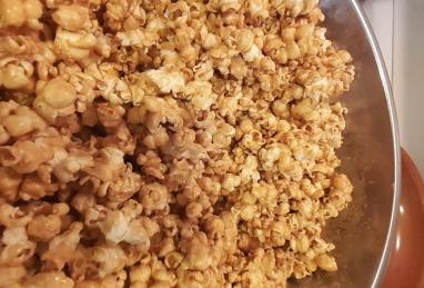 Classic Caramel Corn Photo 1