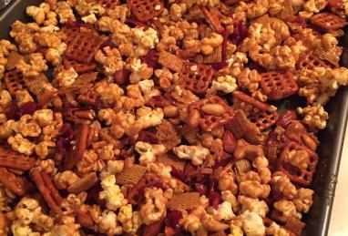 DB's Caramel Popcorn Bacon Mix Photo 1