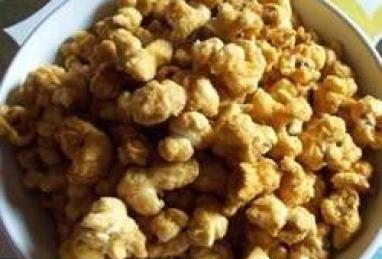 Maple and Honey Caramel Corn Photo 1