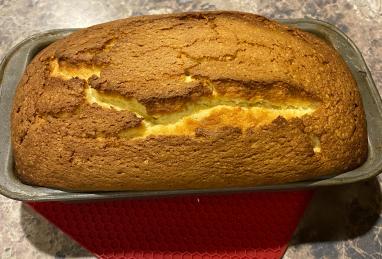 Classic Sour Cream Pound Cake Photo 1