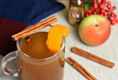 Hot Cinnamon Apple Brandy Cider Photo 1