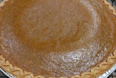 Mom's Spiced Pumpkin Pie Photo 1