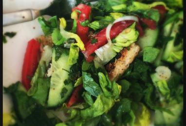 Authentic Lebanese Fattoush Photo 1