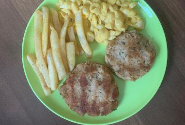 Scrumptious Salmon Cakes Photo 1