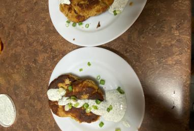 Salmon Patties with Dill Sauce Photo 1