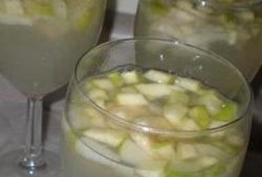 White Wine Sangria Photo 1