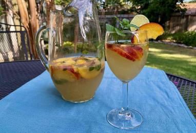 Sparkling Peach Sangria Photo 1