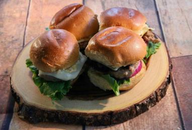 Pork Burger Sliders with Peach-Tarragon Aioli Photo 1