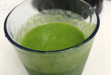 Kale and Banana Smoothie Photo 1