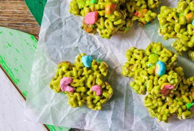 Shamrock Lucky Charms Treats Photo 1