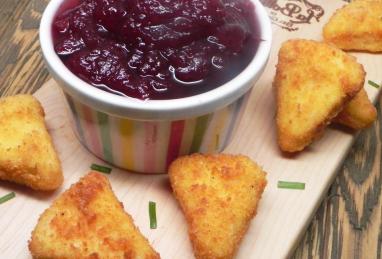 Deep-Fried Camembert and Cranberry Sauce Photo 1