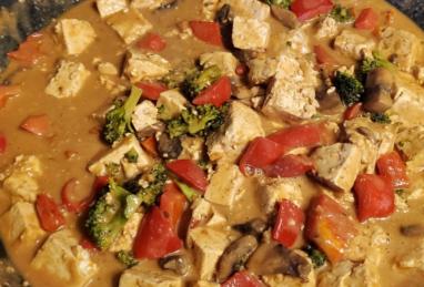 Tofu and Veggies in Peanut Sauce Photo 1