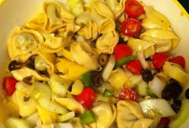 Easy Tortellini Salad Photo 1