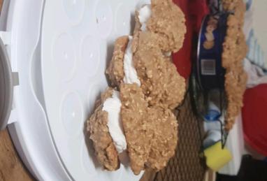 Oatmeal Whoopie Pies Photo 1