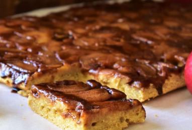 Apple Upside-Down Cake Photo 1