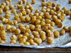 Crispy Roasted Chickpeas Photo 5